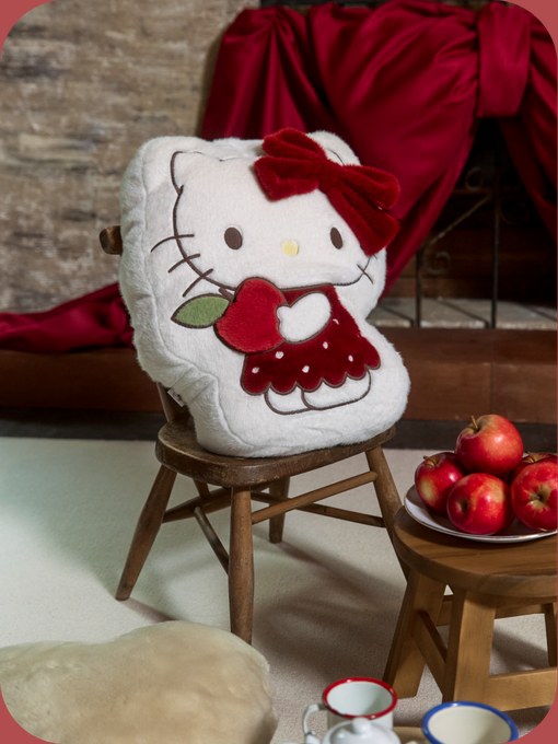 HELLO KITTY コラボ クッション