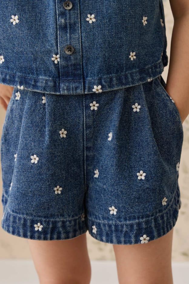 フラワーデニムショートパンツ Josie Floral Denim